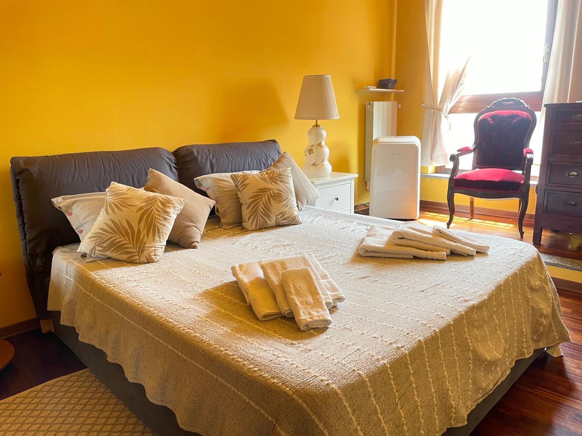 Апартаменти Top-Floor Malpensa Gallarate Mxp-Airport Екстер'єр фото